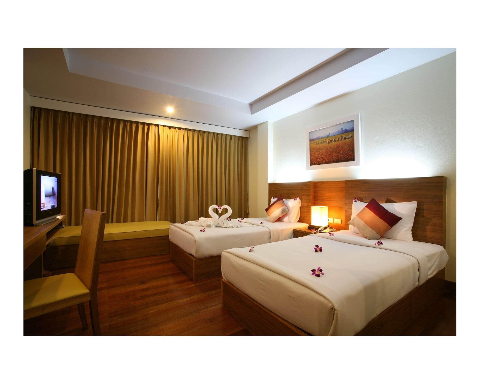Baan Saikao Plaza Hotel & Service Apartment Koh Chang Bagian luar foto