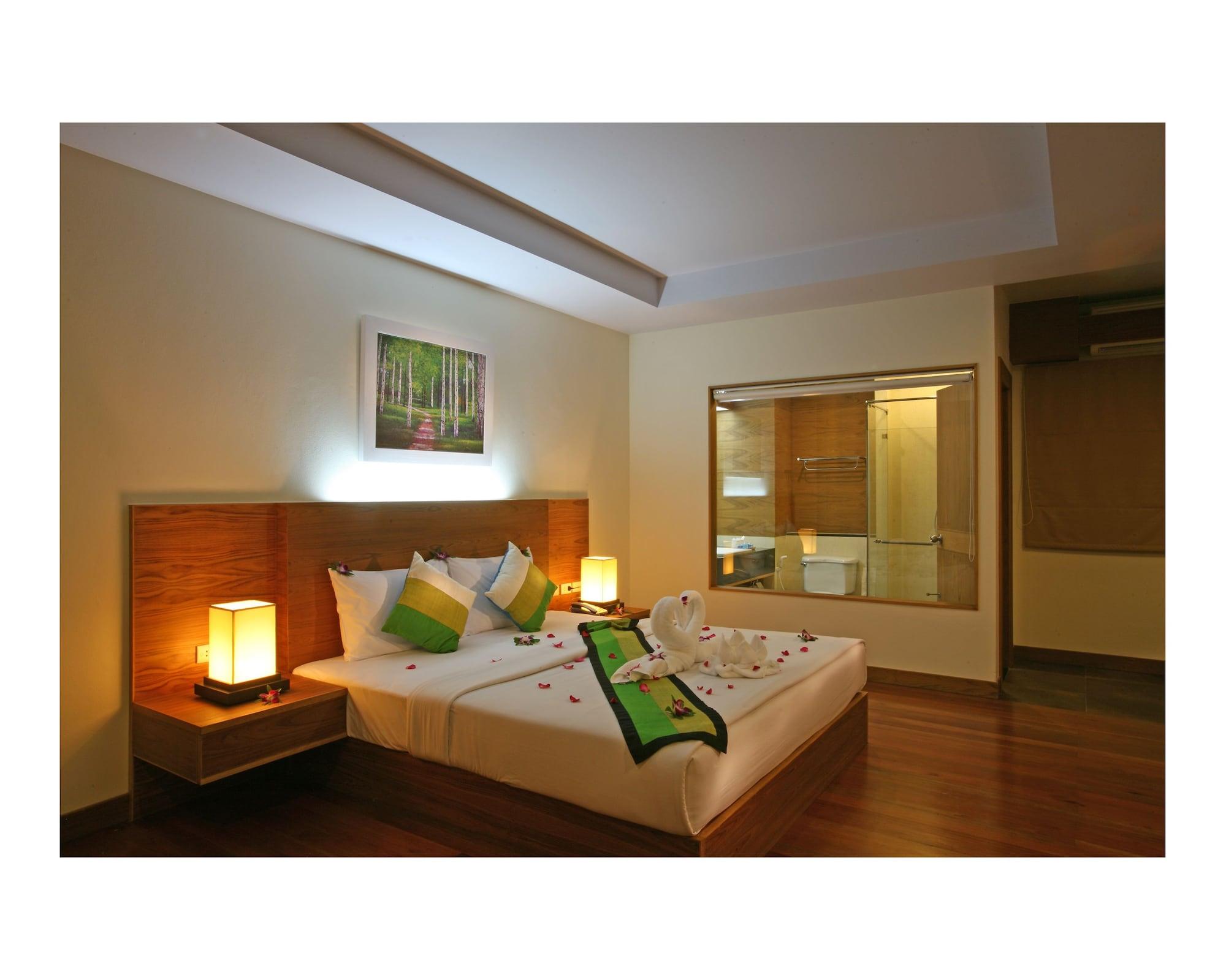 Baan Saikao Plaza Hotel & Service Apartment Koh Chang Bagian luar foto