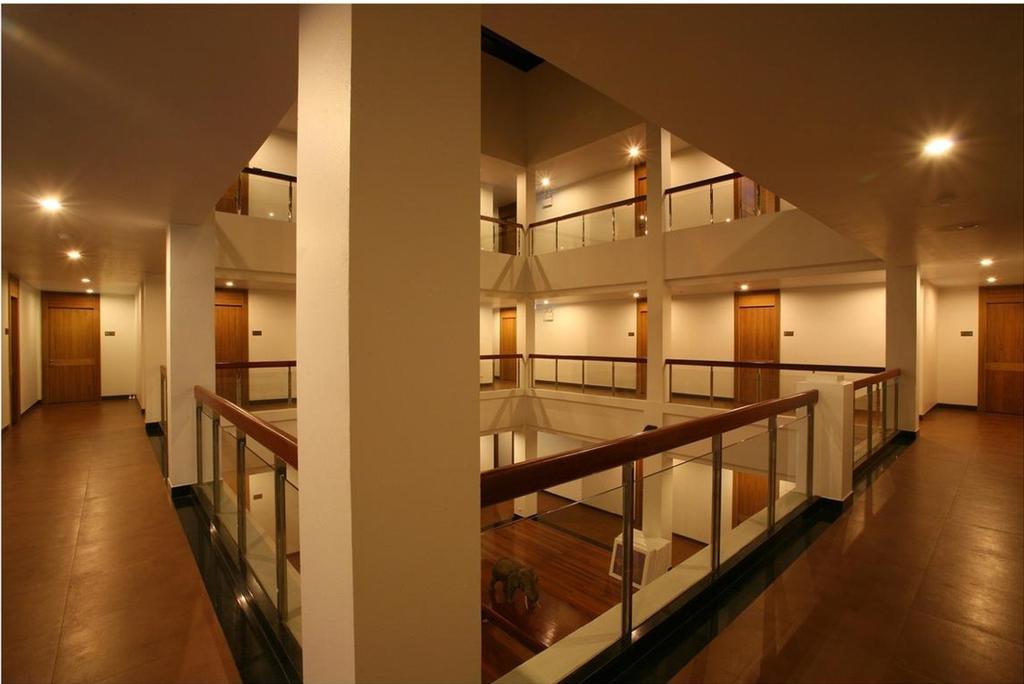 Baan Saikao Plaza Hotel & Service Apartment Koh Chang Bagian luar foto