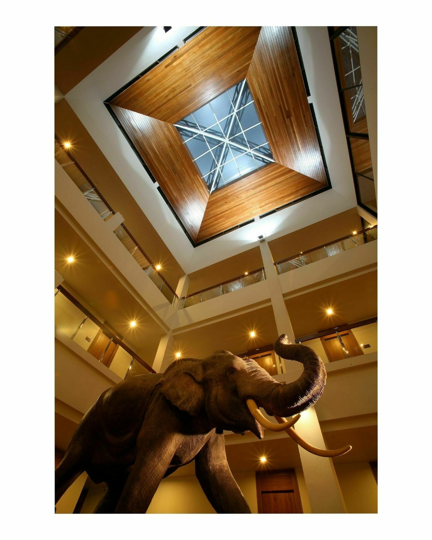Baan Saikao Plaza Hotel & Service Apartment Koh Chang Bagian luar foto